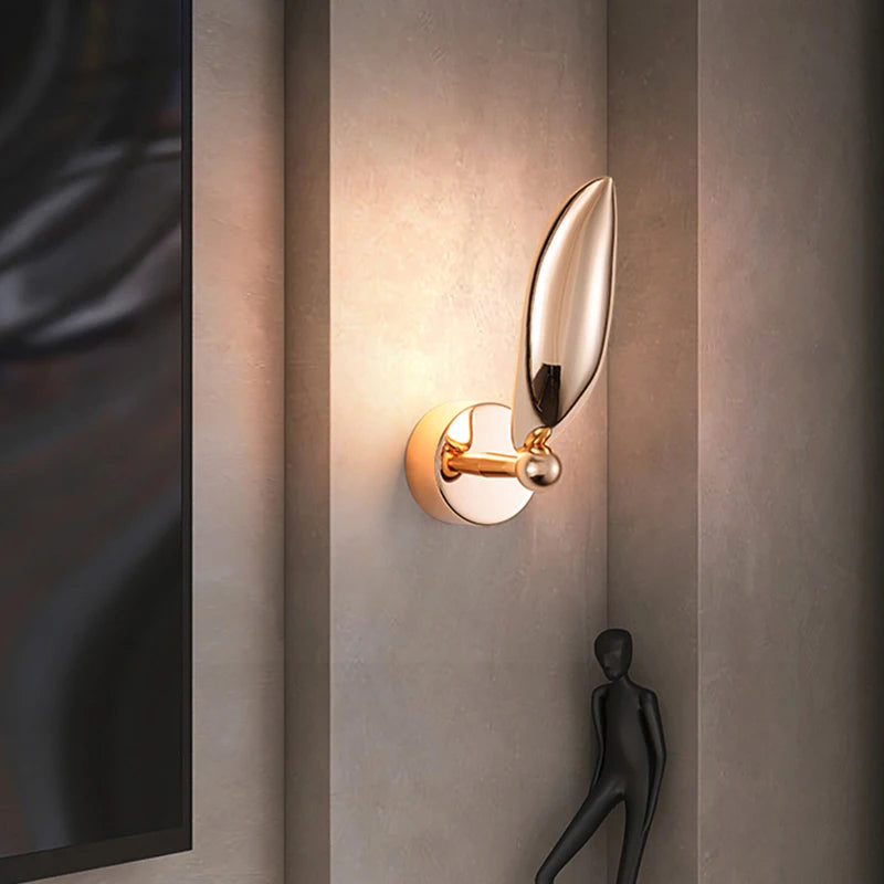 Designer's Creative New Chinese Light Luxury Seagull LED Wall Lamp Gold Living Room Background Bedroom Bedhead Corridor Bar Art
